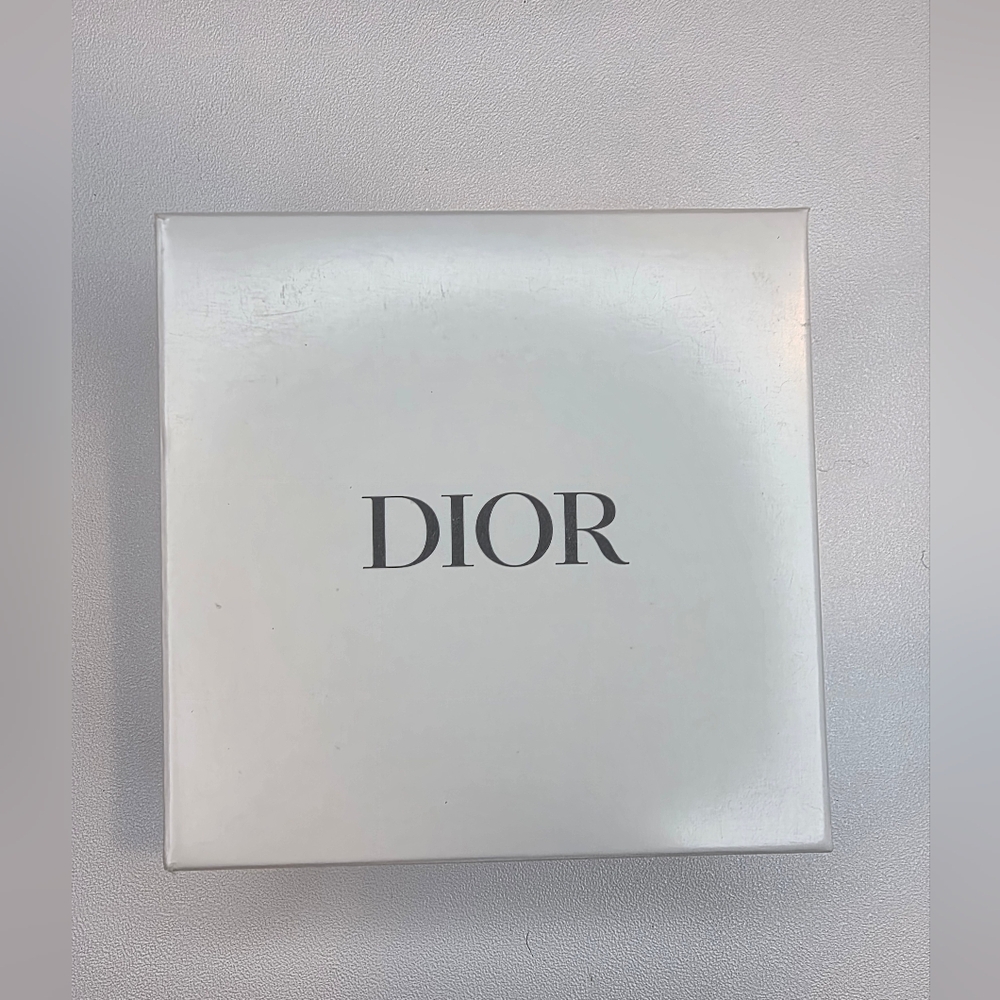 NEW Dior Cannage Heart Dual Compact Mirror! - Picture 10 of 10